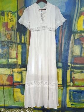Wishlist White Maxi Dress With Lace Detail Women's Size Small